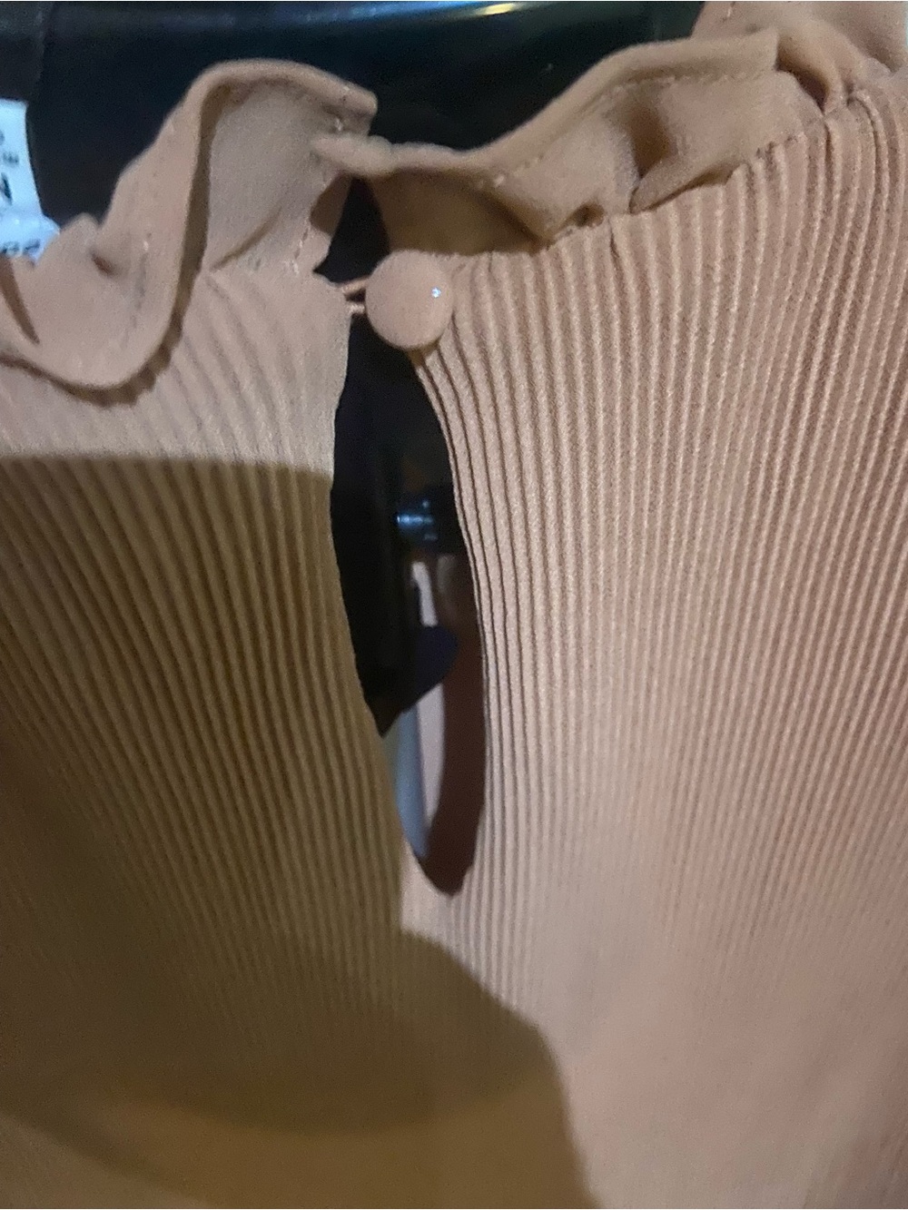 Clothing Tag (Not a Phone Accessory) - Picture 5 of 8